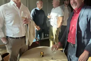 Herrar som minglar... en av dom förlagschef